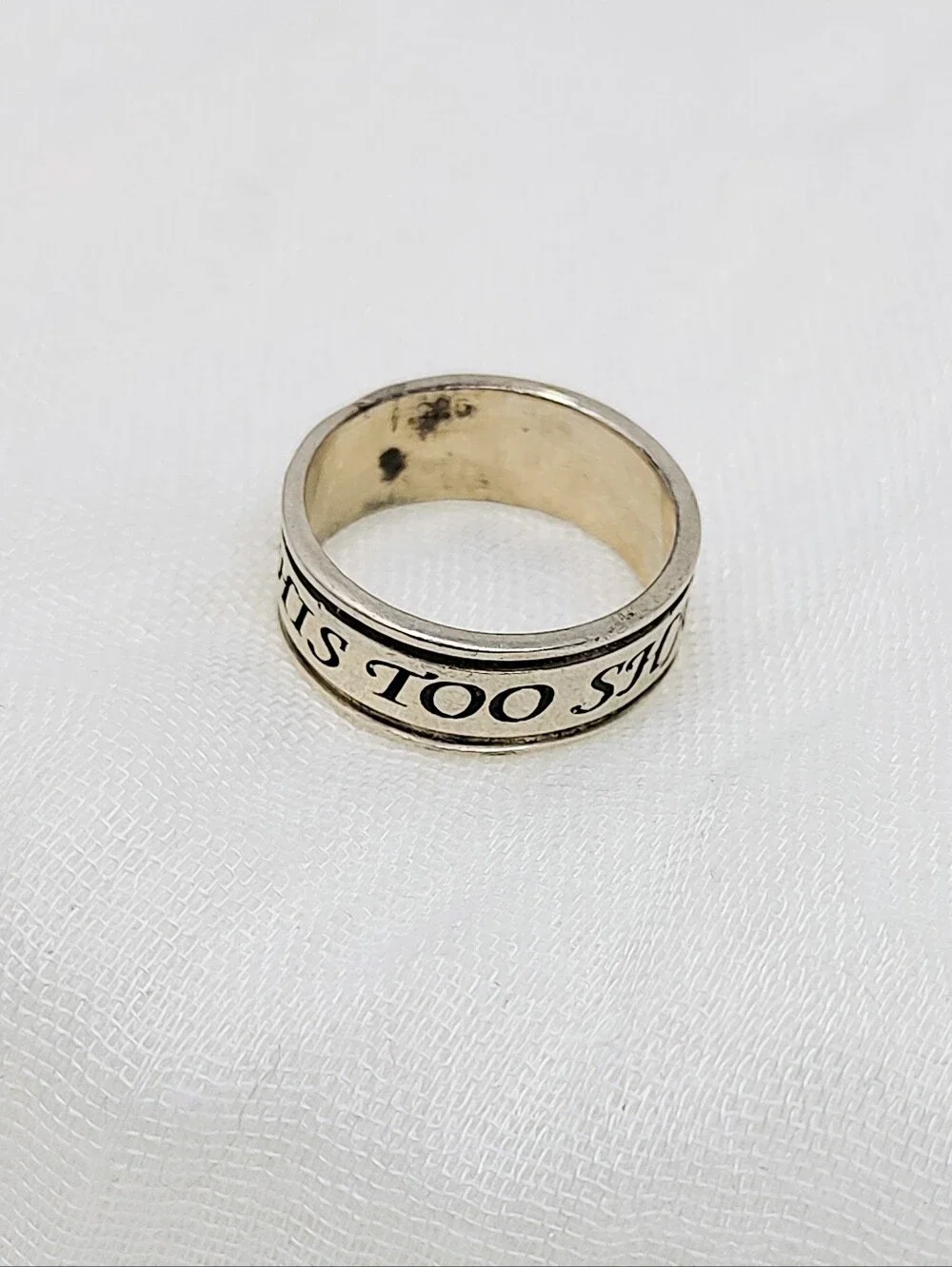 Size 8 Silver Ring With Inspirational Inscription 